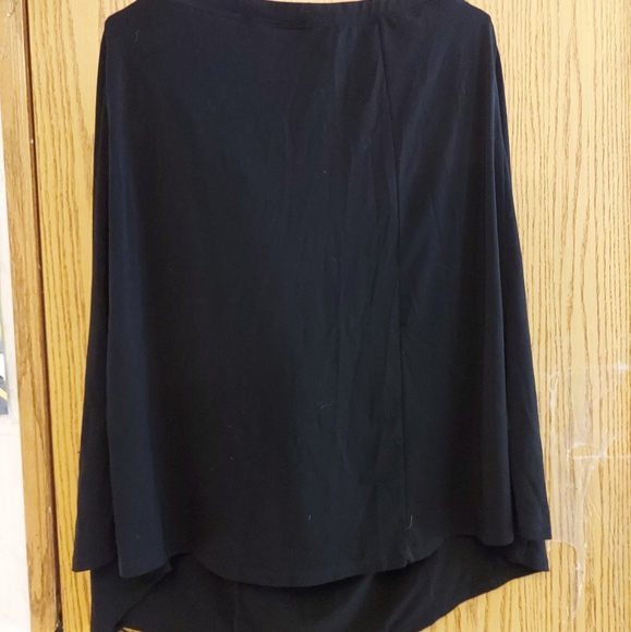 3/$30 Mid length skirt. XXL. Jacyln Smith. Black. - Picture 4 of 4